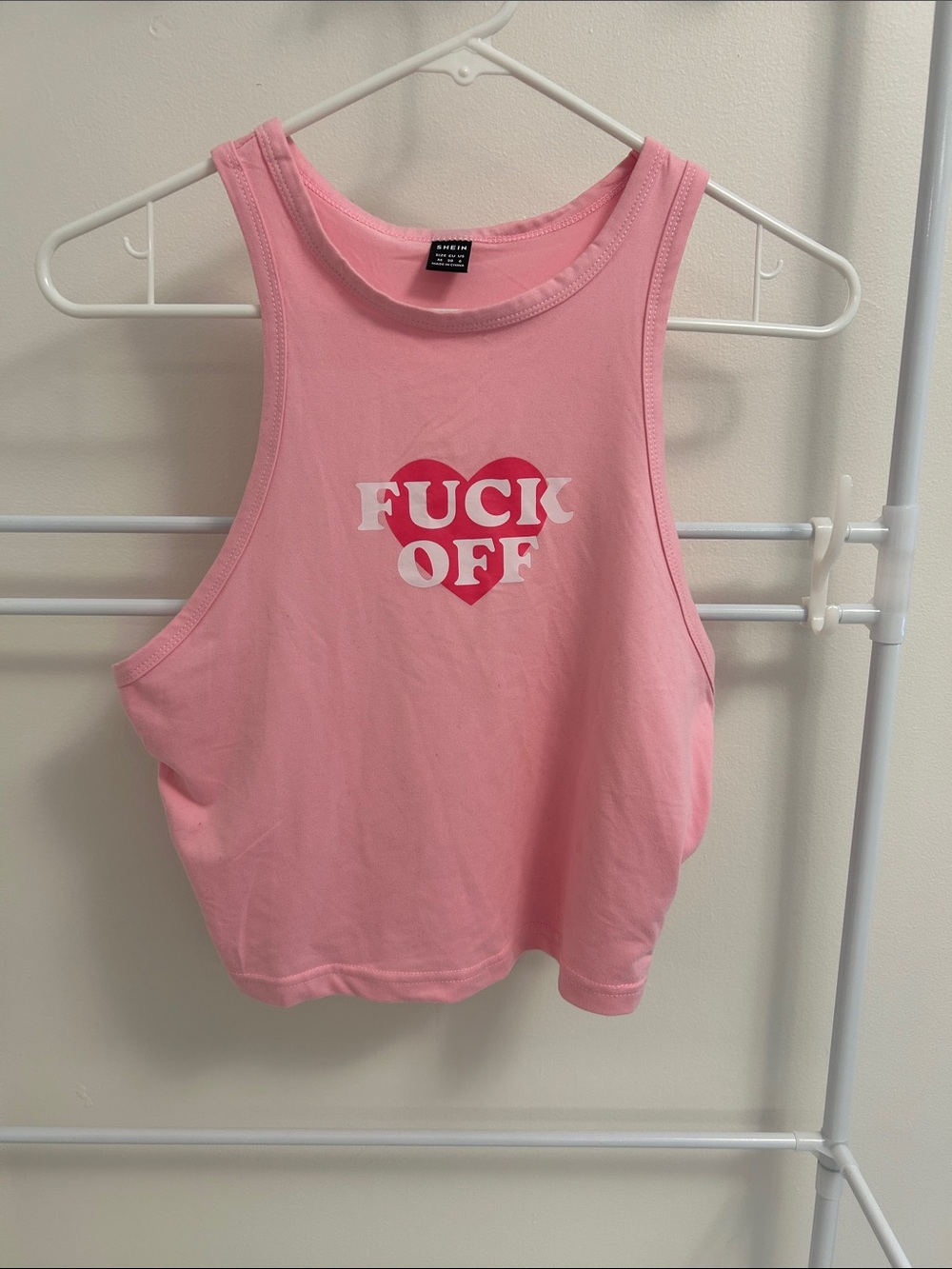 SHEIN Pink Graphic Heart Crop Tank